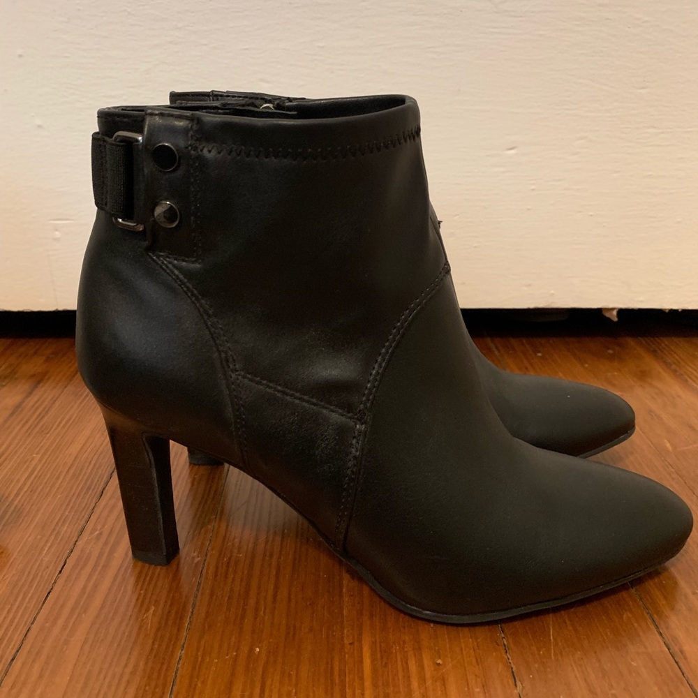 Black healed booties
